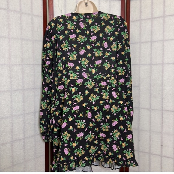ASOS design floral wrap front mini dress size 10 - Picture 3 of 7